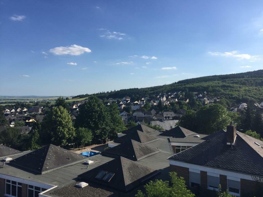 Ferienwohnungen Pellenzblick - Wohnen Auf Zeit - Nickenich Dış mekan fotoğraf